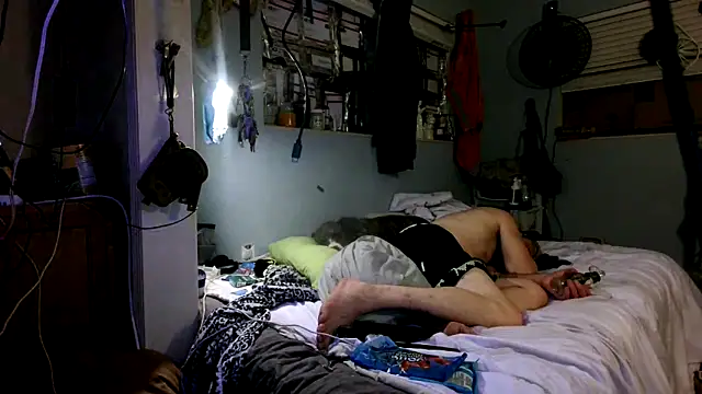 Snapshot of PornStro921 chatting on October 10, 6:34 am PornStro921 online show from October 10, 6:34 am