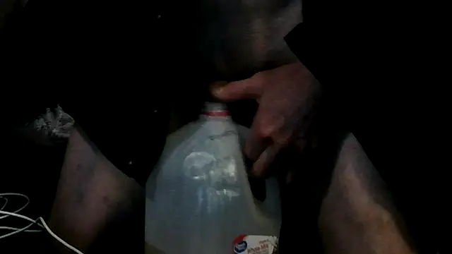 Snapshot of PornStro921 chatting on December 4, 1:09 pm PornStro921 online show from December 4, 1:09 pm