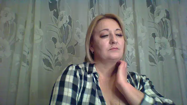 ArielXLoveresss online show from February 23, 4:24 pm