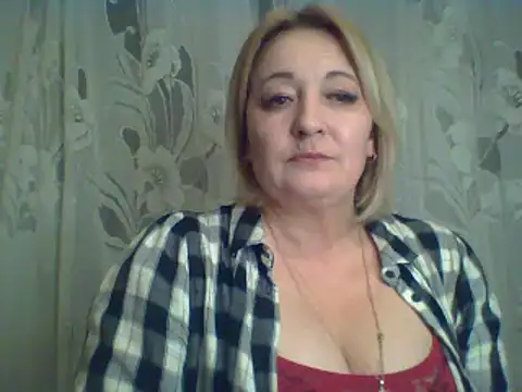 ArielXLoveresss online show from February 28, 6:20 pm