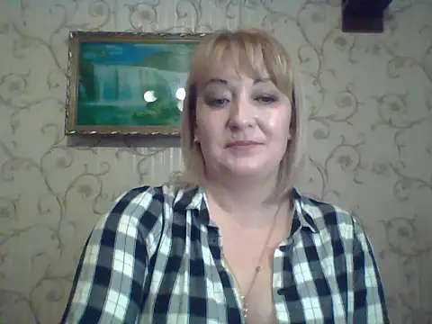 ArielXLoveresss online show from March 16, 8:10 am
