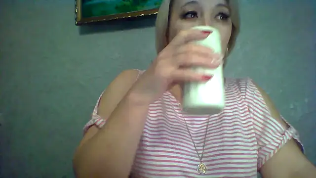 ArielXLoveresss online show from November 13, 5:50 am