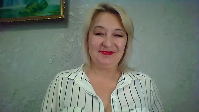 ArielXLoveresss online show from June 1, 8:27 am