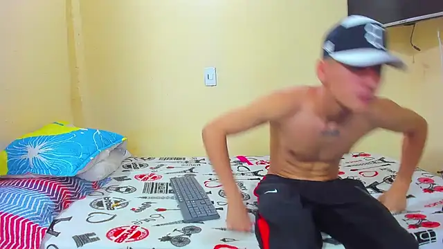 Ixchell dewei online show from September 18, 11:51 pm