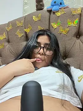 virginbrunette99 online show from February 18, 7:04 am