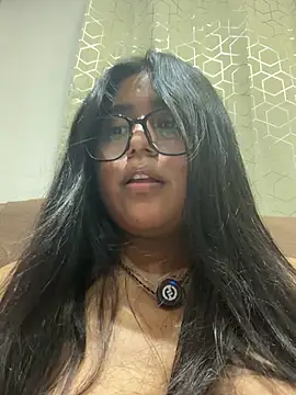 Snapshot of virginbrunette99 chatting on June 25, 6:29 am virginbrunette99 online show from June 25, 6:29 am