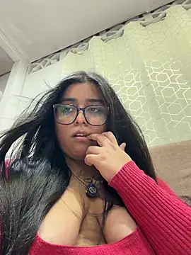 Snapshot of virginbrunette99 chatting on July 8, 4:50 am virginbrunette99 online show from July 8, 4:50 am