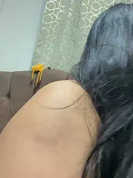 Snapshot of virginbrunette99 chatting on July 11, 5:21 am virginbrunette99 online show from July 11, 5:21 am