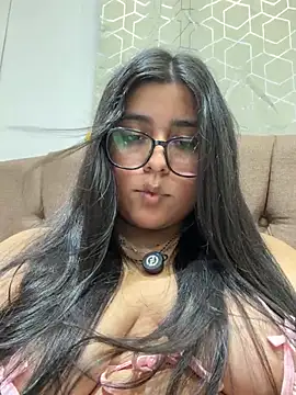 Snapshot of virginbrunette99 chatting on July 12, 6:37 am virginbrunette99 online show from July 12, 6:37 am