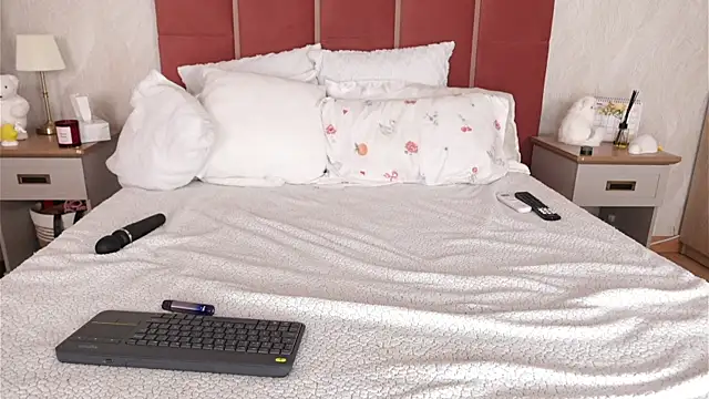 DaliaCruz online show from July 20, 5:48 pm