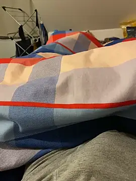 Snapshot of zou_9997 chatting on November 18, 3:12 am zou 9997 online show from November 18, 3:12 am