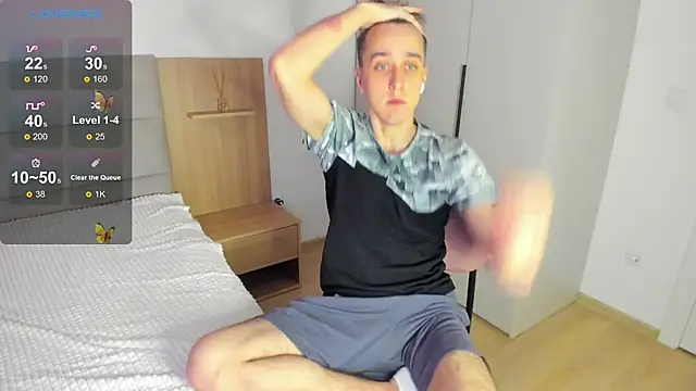 Snapshot of your_super_hero chatting on February 25, 6:47 am your super hero online show from February 25, 6:47 am