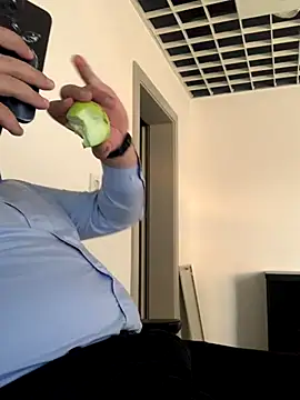 Mike8523 online show from November 1, 5:31 am