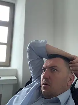 Snapshot of Mike8523 chatting on March 15, 5:24 am Mike8523 online show from March 15, 5:24 am