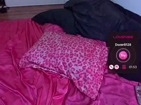 ChrryFoxx online show from June 24, 1:10 pm
