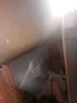 Snapshot of Elcabezhupas97 chatting on March 17, 7:44 am Elcabezhupas97 online show from March 17, 7:44 am