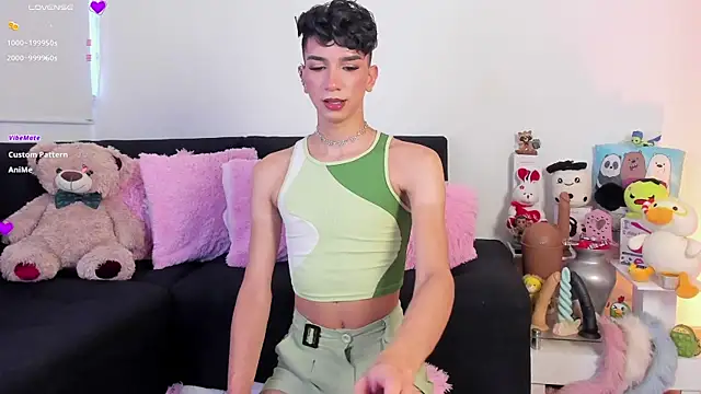 Snapshot of James_BrownT chatting on November 9, 8:07 pm James BrownT online show from November 9, 8:07 pm