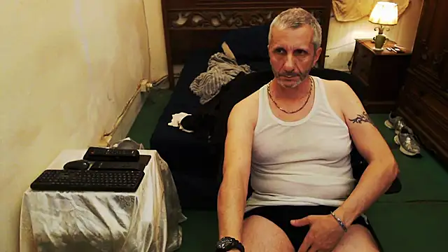 maxdaddy690 online show from October 5, 8:51 pm