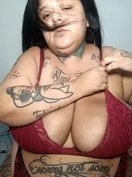 Snapshot of turbinada301 chatting on February 3, 11:36 pm turbinada301 online show from February 3, 11:36 pm