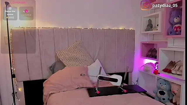 MiiaParker6972 online show from February 18, 1:12 am