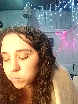 Snapshot of Fellyna chatting on October 8, 5:27 am Fellyna online show from October 8, 5:27 am