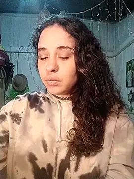 Snapshot of Fellyna chatting on October 9, 5:55 pm Fellyna online show from October 9, 5:55 pm