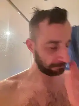 Snapshot of gryzoon chatting on February 18, 11:01 pm gryzoon online show from February 18, 11:01 pm