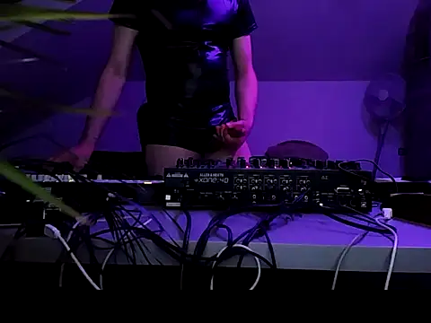 gryzoon online show from June 10, 12:22 am