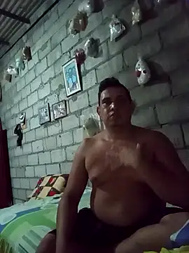 JohnPeterPalacios online show from February 13, 1:45 am