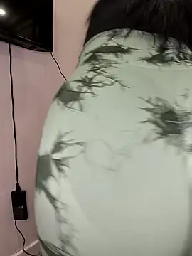  KissMyAss  online show from April 26, 6:49 pm