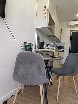  KissMyAss  online show from May 17, 12:56 pm