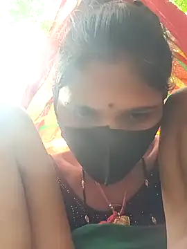 Snapshot of Chhavi_Chadha chatting on November 4, 4:22 am Chhavi Chadha online show from November 4, 4:22 am