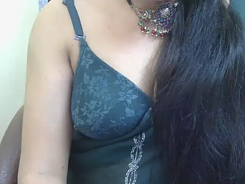 Snapshot of Lovely_Manvi chatting on November 14, 5:11 pm Lovely Manvi online show from November 14, 5:11 pm