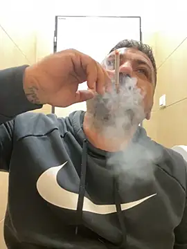 Snapshot of Alexander18edd chatting on October 9, 12:25 pm Alexander18edd online show from October 9, 12:25 pm