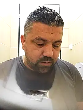 Snapshot of Alexander18edd chatting on October 11, 8:13 am Alexander18edd online show from October 11, 8:13 am