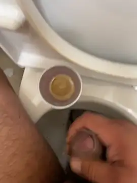 Snapshot of Alexander18edd chatting on November 7, 12:05 pm Alexander18edd online show from November 7, 12:05 pm