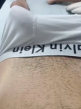 Snapshot of Magrinholl chatting on September 23, 12:30 pm Magrinholl online show from September 23, 12:30 pm