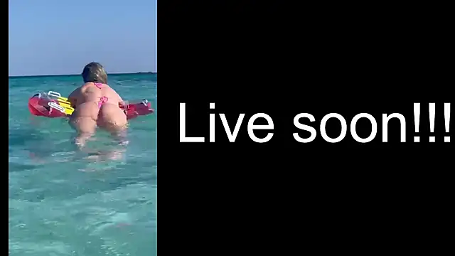 Snapshot of _Allie_ chatting on October 19, 5:30 am Allie online show from October 19, 5:30 am