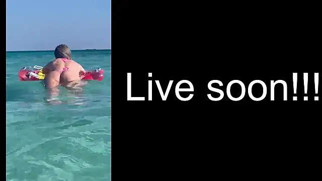 Snapshot of _Allie_ chatting on December 3, 5:37 am Allie online show from December 3, 5:37 am