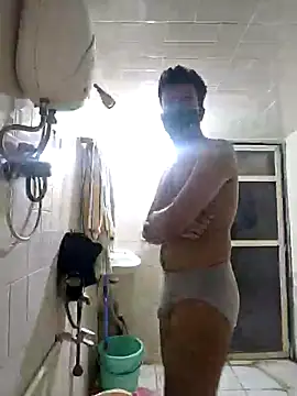 cuteboyhot18 online show from February 26, 1:30 pm
