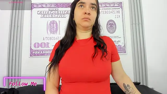 Valeriagomez  online show from February 5, 11:15 am