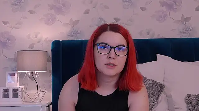 KailyKay online show from October 6, 6:05 pm