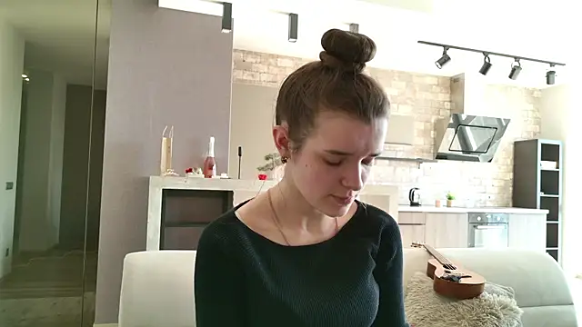 misssparky online show from February 25, 9:42 am