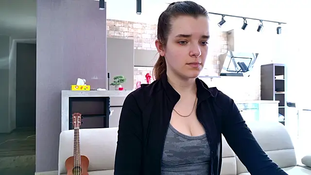 misssparky online show from March 14, 10:50 am