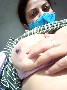 Snapshot of Disha2870 chatting on March 1, 7:37 pm Disha2870 online show from March 1, 7:37 pm