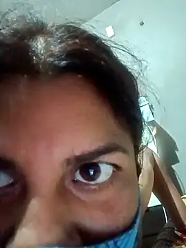 Snapshot of Disha2870 chatting on March 2, 7:43 am Disha2870 online show from March 2, 7:43 am