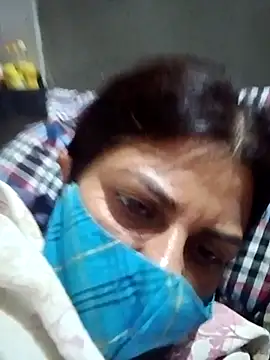 Snapshot of Disha2870 chatting on March 10, 7:10 am Disha2870 online show from March 10, 7:10 am