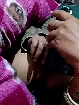 Snapshot of Disha2870 chatting on February 3, 3:26 am Disha2870 online show from February 3, 3:26 am