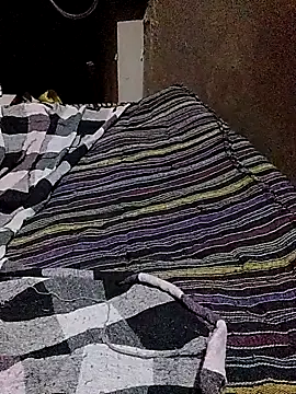 Snapshot of Disha2870 chatting on February 4, 2:50 am Disha2870 online show from February 4, 2:50 am