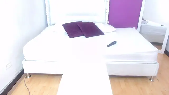 Snapshot of naughty_teen18 chatting on March 3, 1:42 pm naughty teen18 online show from March 3, 1:42 pm